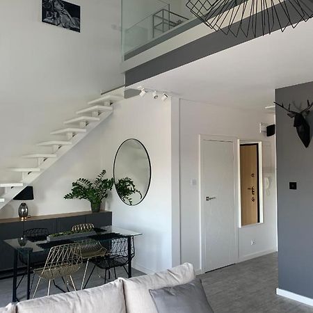 Ekskluzywny Penthouse Z Ogrodem W Centrum Lodzi Exterior foto